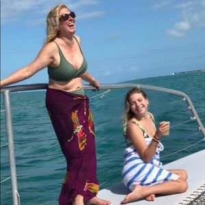 Meet your Posher, Valarie